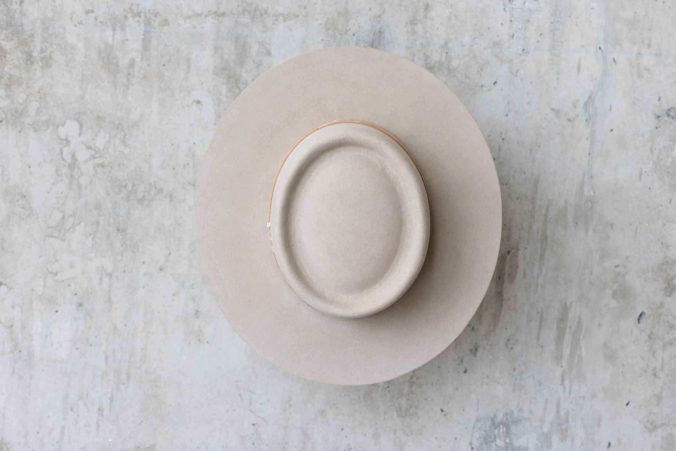 Beige Beaver Felt Hat with brown leather band Top